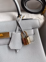Hermes Kelly Retourne 28 Handmade Bag In Blue Glacier Clemence Leather - Image 7