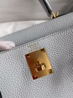 Hermes Kelly Retourne 28 Handmade Bag In Blue Glacier Clemence Leather - Image 3