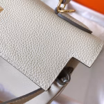 Hermes Kelly Retourne 28 Handmade Bag In Craie Clemence Leather - Image 2