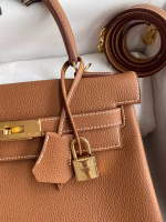 Hermes Kelly Retourne 28 Handmade Bag In Gold Clemence Leather - Image 7