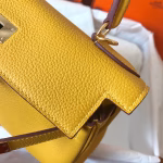 Hermes Kelly Retourne 28 Handmade Bag In Jaune Ambre Clemence Leather - Image 7