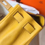 Hermes Kelly Retourne 28 Handmade Bag In Jaune Ambre Clemence Leather - Image 2