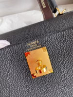 Hermes Kelly Retourne 28 Handmade Bag In Black Clemence Leather - Image 3