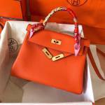 Hermes Kelly Retourne 28 Handmade Bag In Orange Clemence Leather - Image 6