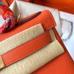Hermes Kelly Retourne 28 Handmade Bag In Orange Clemence Leather - Image 3