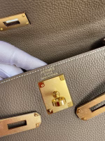 Hermes Kelly Retourne 28 Handmade Bag In Taupe Clemence Leather - Image 4