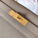 Hermes Kelly Retourne 28 Handmade Bag In Tourterelle Clemence Leather - Image 5