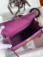 Hermes Kelly Sellier 28 Handmade Bag In Anemone Epsom Calfskin - Image 3