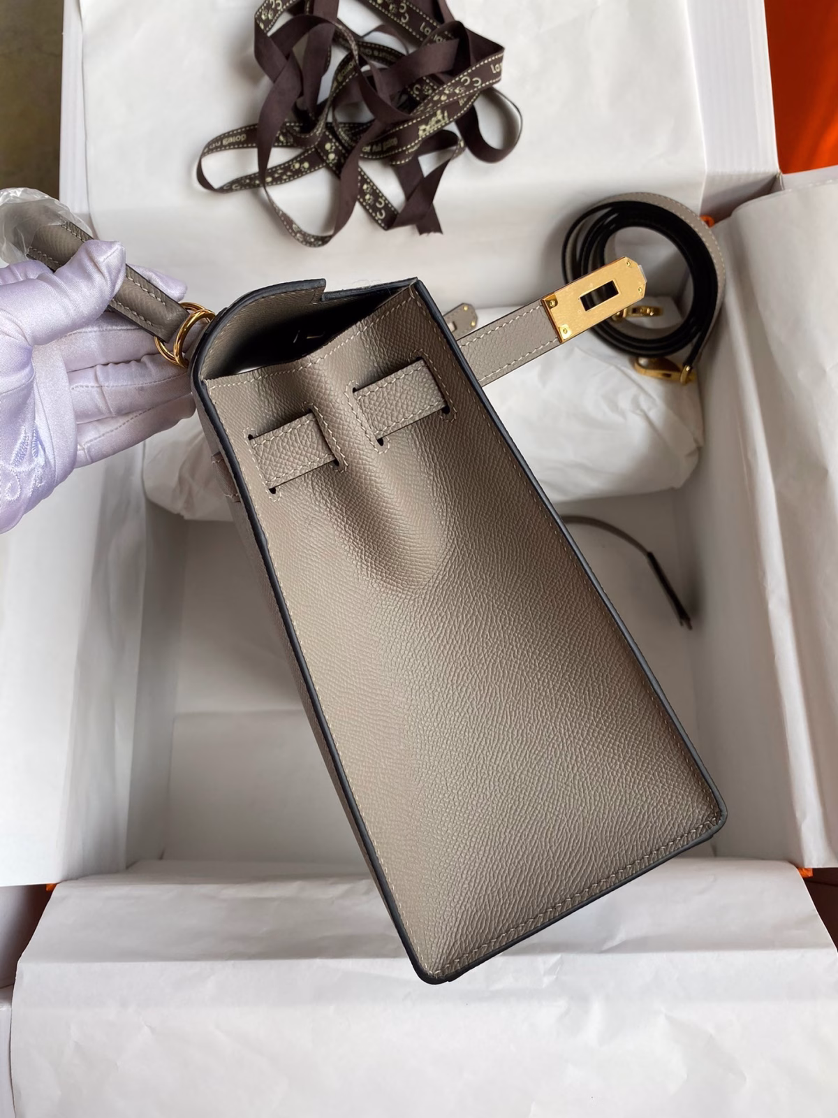 Hermes Kelly Sellier 28 Handmade Bag In Gris Asphalt Epsom Calfskin - Image 9