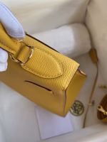 Hermes Kelly Sellier 28 Handmade Bag In Jaune Ambre Epsom Calfskin - Image 2