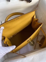 Hermes Kelly Sellier 28 Handmade Bag In Jaune Ambre Epsom Calfskin - Image 3