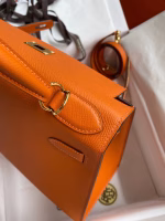 Hermes Kelly Sellier 28 Handmade Bag In Orange Epsom Calfskin - Image 4