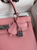 Hermes Kelly Sellier 28 Handmade Bag In Rose Confetti Epsom Calfskin - Image 7