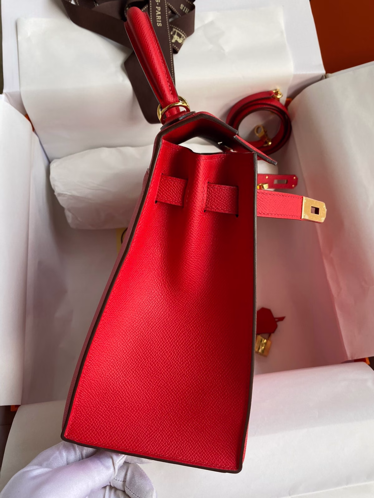 Hermes Kelly Sellier 28 Handmade Bag In Red Epsom Calfskin - Image 3