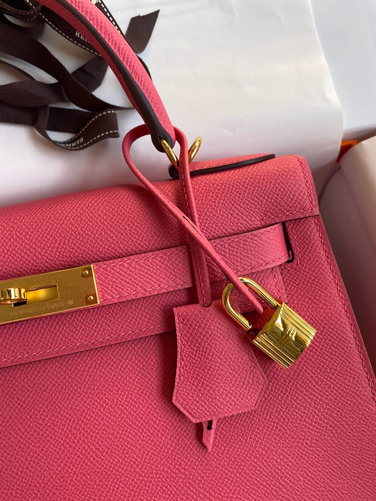 Hermes Kelly Sellier 28 Handmade Bag In Rose Lipstick Epsom Calfskin - Image 7