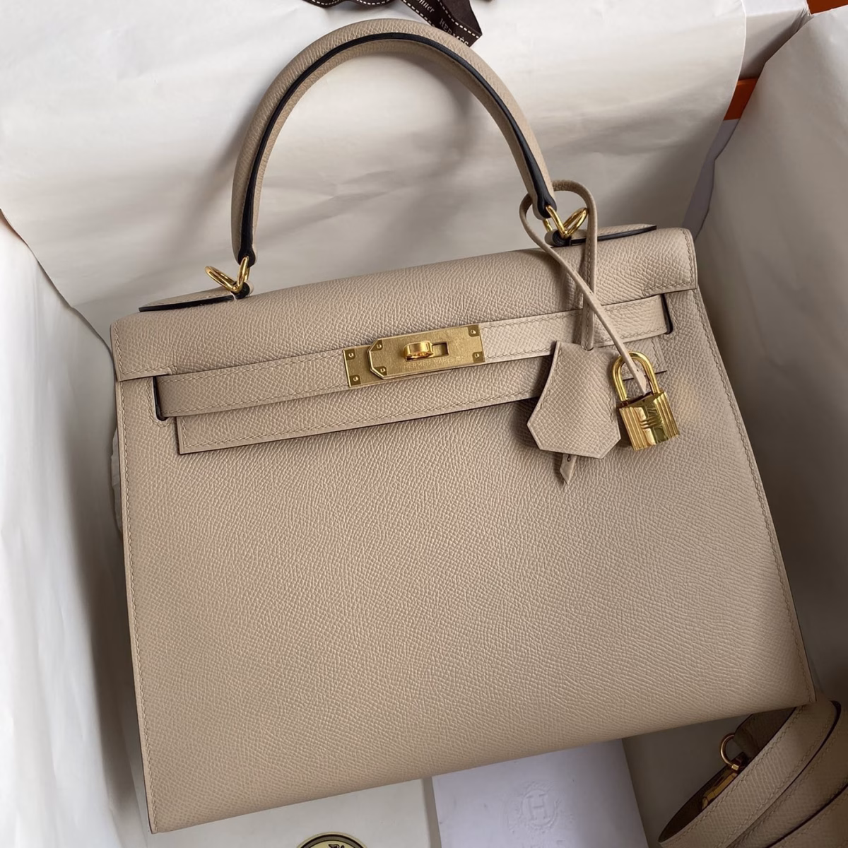 Hermes Kelly Sellier 28 Handmade Bag In Trench Epsom Calfskin - Image 1