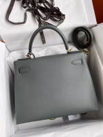 Hermes Kelly Sellier 28 Handmade Bag In Vert Amande Epsom Calfskin - Image 2