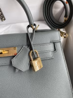 Hermes Kelly Sellier 28 Handmade Bag In Vert Amande Epsom Calfskin - Image 3