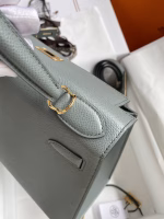 Hermes Kelly Sellier 28 Handmade Bag In Vert Amande Epsom Calfskin - Image 4