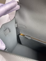 Hermes Kelly Sellier 28 Handmade Bag In Vert Amande Epsom Calfskin - Image 6