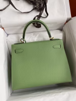 Hermes Kelly Sellier 28 Handmade Bag In Vert Criquet Epsom Calfskin - Image 6