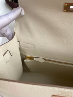 Hermes Kelly Sellier 28 Handmade Bag In Craie Evercolor Calfskin - Image 5