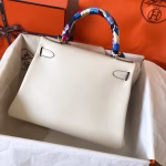 Hermes Kelly Retourne 28 Handmade Bag In Craie Swift Calfskin - Image 6