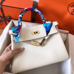 Hermes Kelly Retourne 28 Handmade Bag In Craie Swift Calfskin - Image 5