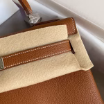 Hermes Kelly Retourne 32 Handmade Bag In Gold Clemence Leather - Image 2