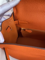 Hermes Kelly Retourne 32 Handmade Bag In Orange Clemence Leather - Image 5