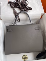 Hermes Kelly Sellier 32 Handmade Bag In Etain Epsom Calfskin - Image 6