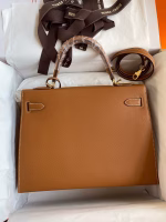 Hermes Kelly Sellier 32 Handmade Bag In Gold Epsom Calfskin - Image 6