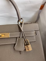 Hermes Kelly Sellier 32 Handmade Bag In Taupe Epsom Calfskin - Image 7