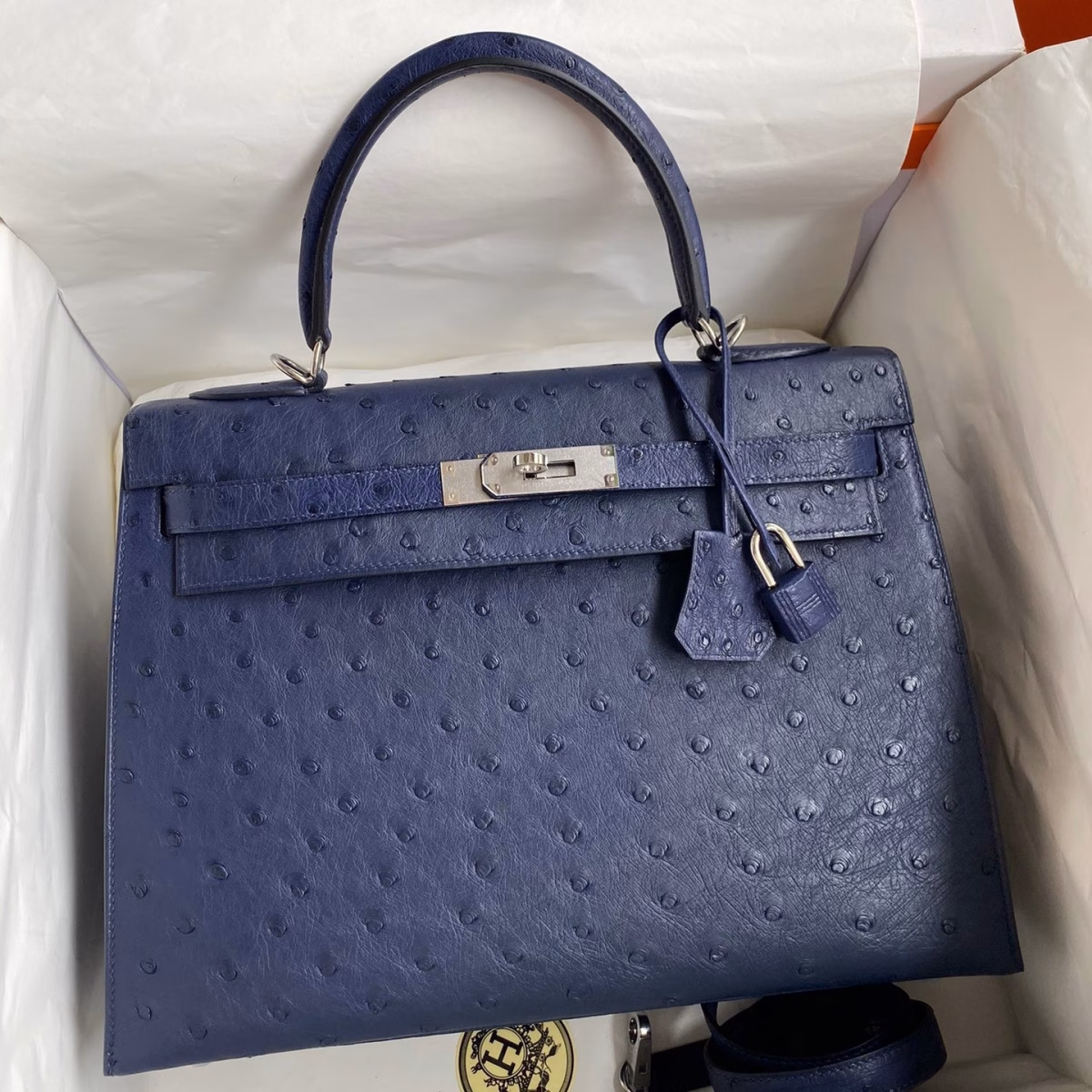 Hermes Kelly Sellier 32 Handmade Bag In Blue Iris Ostrich Leather - Image 1