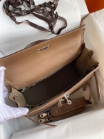 Hermes Kelly Lakis 32 Handmade Bag In Taupe Swift Calfskin - Image 2