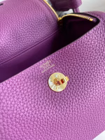 Hermes Mini Lindy Handmade Bag In Anemone Clemence Leather - Image 4