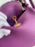Hermes Mini Lindy Handmade Bag In Anemone Clemence Leather - Image 5