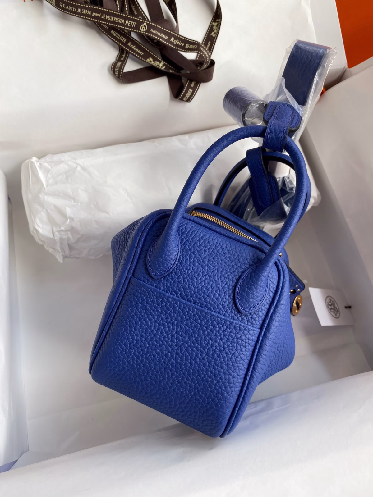 Hermes Mini Lindy Handmade Bag In Blue Electric Clemence Leather - Image 6