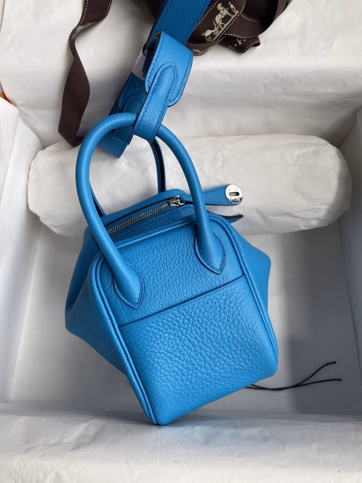 Hermes Mini Lindy Handmade Bag In Blue Frida Clemence Leather - Image 6