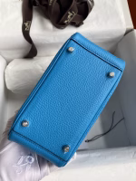 Hermes Mini Lindy Handmade Bag In Blue Frida Clemence Leather - Image 4