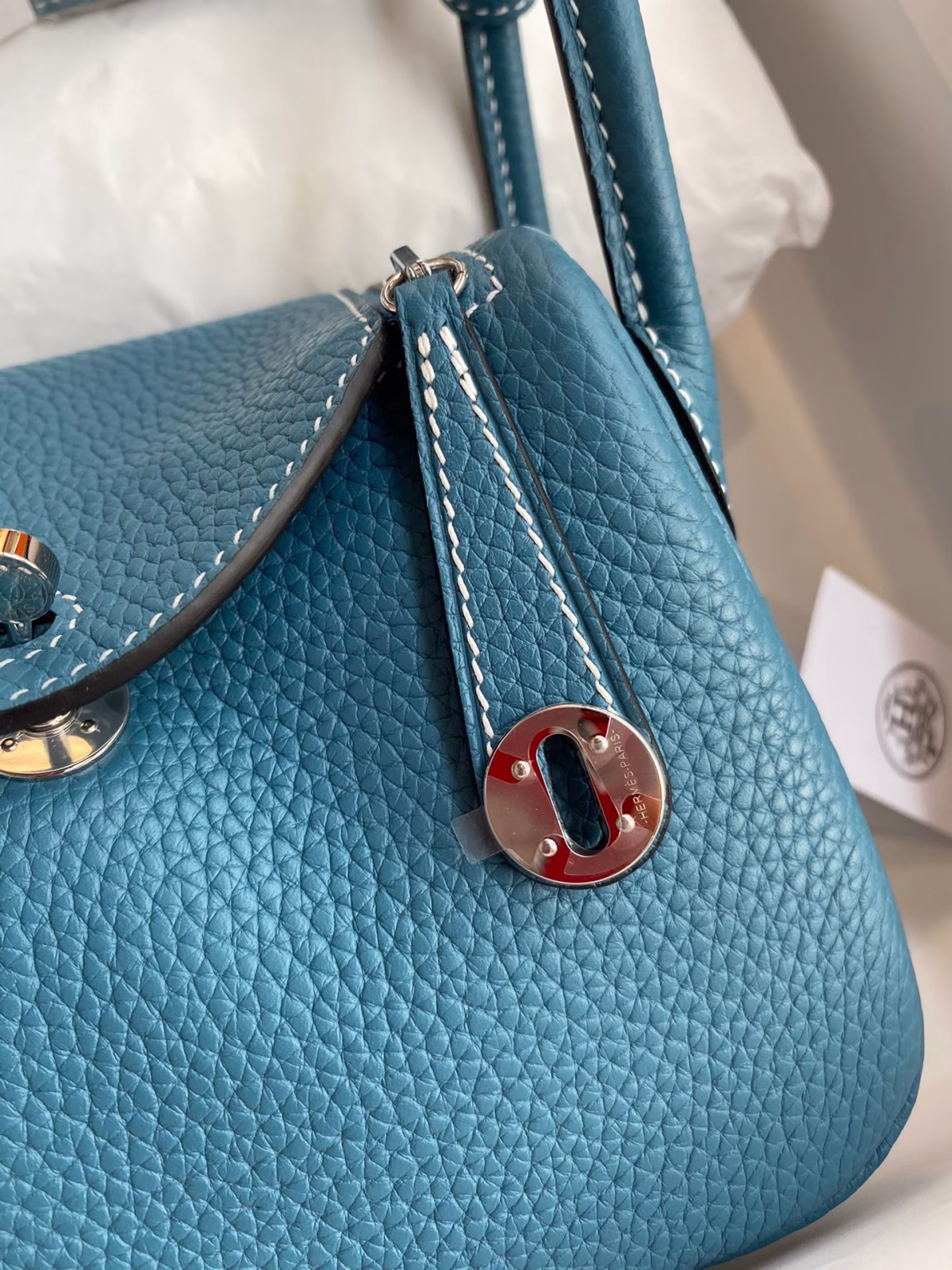 Hermes Mini Lindy Handmade Bag In Blue Jean Clemence Leather - Image 7