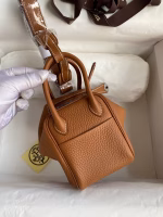 Hermes Mini Lindy Handmade Bag In Gold Clemence Leather - Image 6
