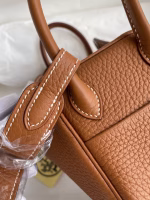 Hermes Mini Lindy Handmade Bag In Gold Clemence Leather - Image 8
