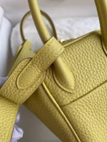 Hermes Mini Lindy Handmade Bag In Jaune Poussin Clemence Leather - Image 8