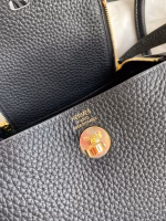 Hermes Mini Lindy Handmade Bag In Black Clemence Leather - Image 5
