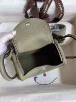 Hermes Mini Lindy Handmade Bag In Sauge Clemence Leather - Image 3