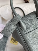 Hermes Mini Lindy Handmade Bag In Vert Amande Clemence Leather - Image 6