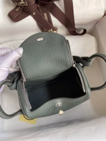 Hermes Mini Lindy Handmade Bag In Vert Amande Clemence Leather - Image 5