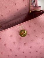 Hermes Mini Lindy Handmade Bag In Rose Sakura Ostrich Leather - Image 5