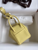 Hermes Mini Lindy Handmade Bag In Jaune Poussin Swift Leather - Image 7